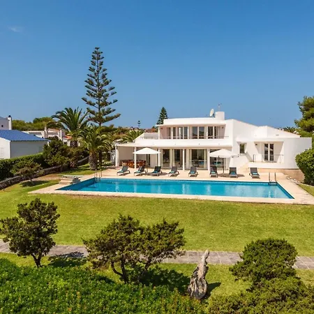 فيلة Cala'n Blanes Sleeps 8 With Pool And Wifi كالا إن بلانيس